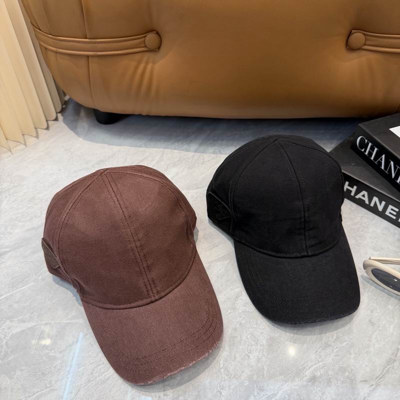 Prada cap dx16